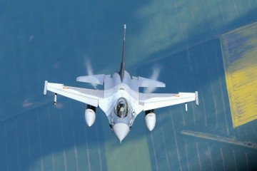 A Romanian Air Force F-16 military fighter jet participates in NATO's Baltic Air Policing Mission in Lithuanian airspace near Siauliai, on May 23, 2023. Illustrative photo. (Source: Getty Images) A Romanian Air Force F-16 military fighter jet participates in NATO's Baltic Air Policing Mission in Lithuanian airspace near Siauliai, on May 23, 2023. Illustrative photo. (Source: Getty Images)