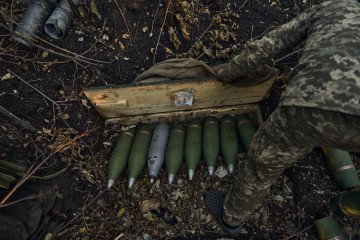 Czechia to Continue Supplying Ukraine With Artillery Ammunition in 2025