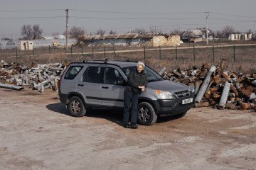 The Hunted Midwives of Kherson, On the Run from Russian Drones
