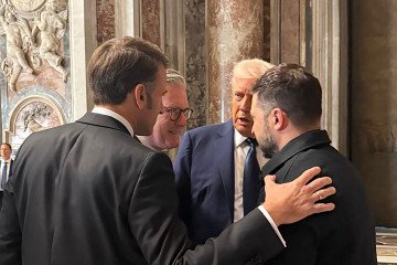 Zelenskyy afirma que la reunión en el Vaticano confirmó el compromiso de EE.UU. de imponer fuertes sanciones a Rusia