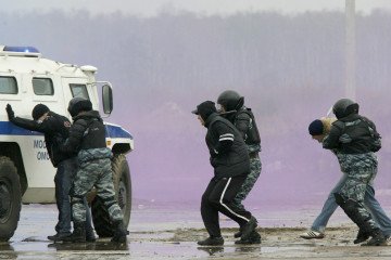 Russia Seeks to Imprison Ukrainian Teenager for Alleged Donation to Azov