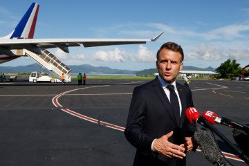 Macron: After Latest Strikes, US Anger Should Be Directed at Putin, Not Ukraine
