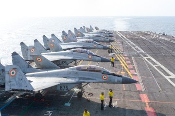 MiG-29K of the Indian Navy atop the INS Vikramaditya aircraft carrier. (Source: Reddit)