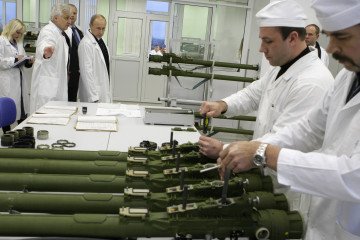 Illustrative image. Russian leader Vladimir Putin looks at a man-portable air-defense systems assembling unit during his tour to the KBM Engineering Design Bureau in the city of Kolomna, outside Moscow, on November 18, 2009. (Source: Getty Images)