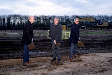 Denmark’s Minister for Industry, Morten Bødskov (C), Mayor of Haderslev Municipality Mads Skau (L), and Director of Ukrainian company Fire Point in Denmark, Vyacheslav Bondarchuk, in Vojens, Southern Jutland, on December 1, 2025. (Source: Getty Images)