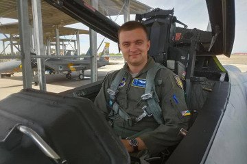 Fighter Pilot Who Helped Introduce F-16s to Ukraine Posthumously Honored as Hero of Ukraine