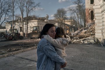 Zelenskyy Hands Over List of 400 Abducted Ukrainian Children to South African President