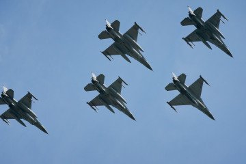Poland Scrambles Fighter Jets as Russia Targets Ukrainian Cities Near Border