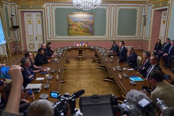 Ukrainian President Volodymyr Zelenskyy meets with US envoys Steve Witkoff and Jared Kushner and European officials in Kyiv on September 6, 2026. Ukrainian President Volodymyr Zelenskyy meets with US envoys Steve Witkoff and Jared Kushner and European officials in Kyiv on September 6, 2026.