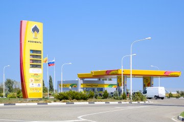 Gas station of the oil company Rosneft on the highway. (Source: Getty Images)
