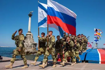 Ukrainian Forces Crush Elite Russian Marines Unit, Capturing 10 of Them, Video