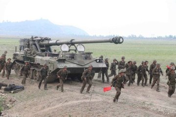 M1989 Koksan howitzer during a North Korean military exercise. (Photo: open source)