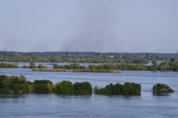 Russian Troops Reportedly Trapped for Months on Kherson Delta Islands Russian Troops Reportedly Trapped for Months on Kherson Delta Islands
