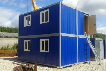 Shipping container housing units assembled on-site as a low-cost alternative to traditional homes in Russia. (Photo: Open source)