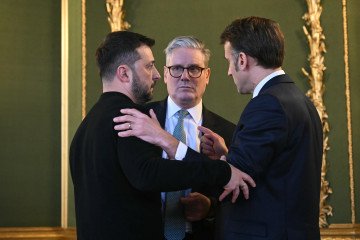 Starmer, Macron, and Zelenskyy to Reportedly Present Unified Peace Plan to Trump in Washington Starmer, Macron, and Zelenskyy to Reportedly Present Unified Peace Plan to Trump in Washington