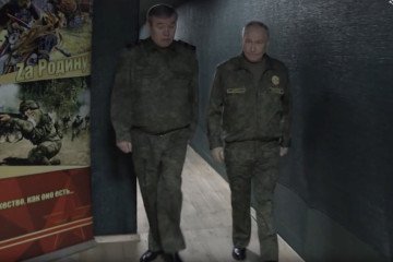 Russian leader Vladimir Putin visits a command post of Battlegroup West as he receives a briefing from senior military officials in Moscow, Russia, on November 20, 2025.