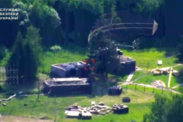 5N84A Oborona-14 radar station, hit by SBU.