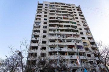 Russia Launches Iskander Cluster Missiles on Kharkiv, Killing Elderly Man and Injuring Dozens