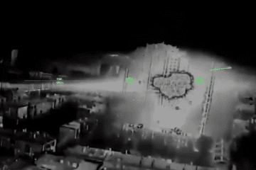 Thermal targeting footage captures the moment a Ukrainian FP-2 drone locks onto a Russian FSB special forces command post in temporarily occupied Donetsk. (Source: Commander of the Ukrainian Armed Forces Unmanned Systems Forces Robert “Magyar” Brovdi)