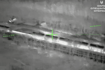 Imagen térmica tomada con dron de un tren de combustible ruso momentos antes del ataque en Luhansk ocupada. (Fuente: SSO Ucrania) Imagen térmica tomada con dron de un tren de combustible ruso momentos antes del ataque en Luhansk ocupada. (Fuente: SSO Ucrania)