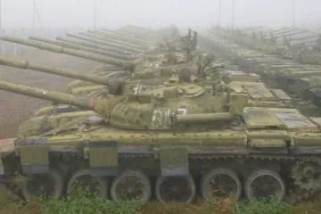 Russia Pulls 50-Year-Old T-72A Tanks From Scrapyards as Modern Armor Runs Out