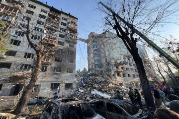 Russia’s Devastating Strike on Kyiv: Apartment Block Collapses, 24 Dead Including American, 134 Injured