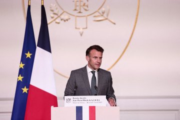 Francia da prioridad a Ucrania en su política exterior