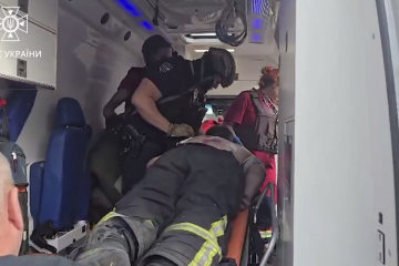 Russia Strikes Kharkiv With Guided Aerial Bombs, Injuring 6 People, Including 4 Rescuers