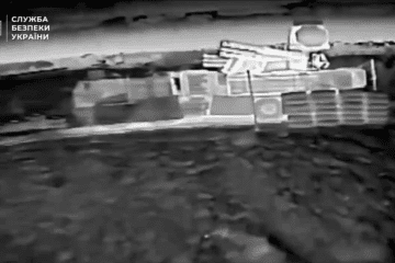 Thermal imaging footage released by the Security Service of Ukraine shows a Russian Pantsir air defense system moments before it is struck during a reported operation in 2025. (Photo: SBU)