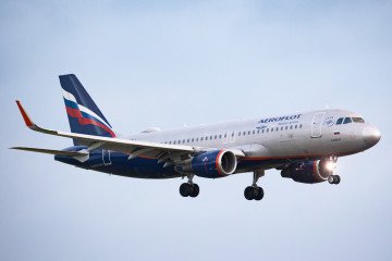 An Aeroflot Airbus A320 lands at Amsterdam Schiphol Airport in the Netherlands on January 5, 2022. Illustrative photo. (Source: Getty Images)