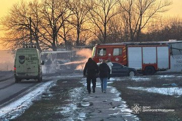 Emergency responders and local residents arrive at the scene in the Dnipro region, where a Russian strike on a bus carrying mine workers killed at least 15 people. (Source: State Emergency Service of Ukraine in Dnipropetrovsk Region)
