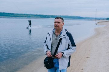 Rusia deporta a un profesor ucraniano por negarse a enseñar el plan de estudios ruso Rusia deporta a un profesor ucraniano por negarse a enseñar el plan de estudios ruso