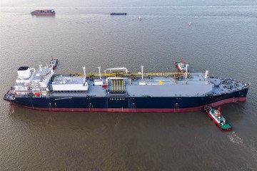 The super ultra large LNG carrier ''Xinfu 124, '' with a capacity of 175,000 cubic meters, is built and constructed by the Chinese private shipbuilding enterprise Yangzijiang Shipbuilding Group. (Source: Getty Images) The super ultra large LNG carrier ''Xinfu 124, '' with a capacity of 175,000 cubic meters, is built and constructed by the Chinese private shipbuilding enterprise Yangzijiang Shipbuilding Group. (Source: Getty Images)