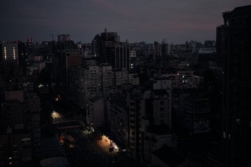 A general view of buildings and streets unlit before dawn during an overnight power outage following a Russian attack on energy infrastructure the previous evening. (Source: Getty Images) A general view of buildings and streets unlit before dawn during an overnight power outage following a Russian attack on energy infrastructure the previous evening. (Source: Getty Images)