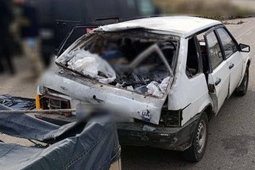Russian Drones Strike Civilian Car in Ukraine's Kherson Region, Killing 2 People and Injuring 2 Russian Drones Strike Civilian Car in Ukraine's Kherson Region, Killing 2 People and Injuring 2