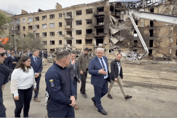 Ukrainian Foreign Minister Andrii Sybiha walks with foreign diplomats past a residential building damaged in a Russian attack in Kyiv on May 25, 2026. (Source: Andrii Sybiha/X) Ukrainian Foreign Minister Andrii Sybiha walks with foreign diplomats past a residential building damaged in a Russian attack in Kyiv on May 25, 2026. (Source: Andrii Sybiha/X)