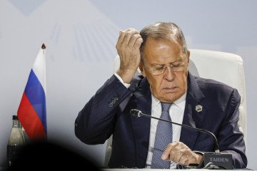 Russian FM Compares Trump’s ‘America First’ to Nazi-Era Slogans