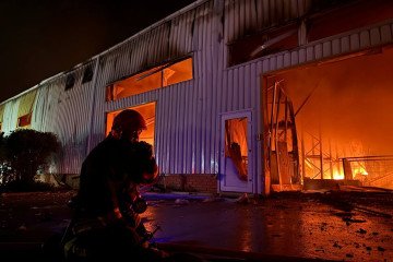 Russian Missile Strike Injures 14 in Odesa, Targets Postal Service