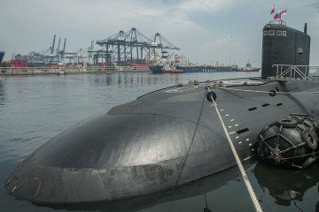 Russian Navy submarine Petropavlovsk Kamchatsky B-274 docks at Tanjung Priok Port in Jakarta, Indonesia, on March 31, 2026. (Source: Getty Images) Russian Navy submarine Petropavlovsk Kamchatsky B-274 docks at Tanjung Priok Port in Jakarta, Indonesia, on March 31, 2026. (Source: Getty Images)