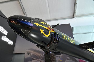 A UkrOboronProm, Ukrainian Defense Industry PEKLO (meaning “Hell” in Ukrainian) domestic long-range turbojet drone-missile hybrid is displayed during the Farnborough International Air Show 2026 in Farnborough, England. (Source: Getty Images)