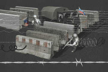 How Ukrainians Pass Russian Checkpoint, Through Fear and Uncertainty, to Escape Occupation