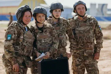 A Russian family takes part in the Kremlin-backed “Family Zarnitsa” military-style competition. (Source: murman.gov.ru) A Russian family takes part in the Kremlin-backed “Family Zarnitsa” military-style competition. (Source: murman.gov.ru)