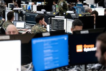 Inteligencia militar rusa pirateó cámaras de seguridad en Rumanía para rastrear la ayuda a Ucrania Inteligencia militar rusa pirateó cámaras de seguridad en Rumanía para rastrear la ayuda a Ucrania