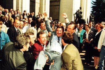 Ukraine Celebrates 28 Years of Democracy and Sovereignty on Constitution Day