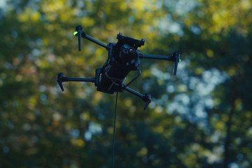 ANAFI UKR drone with a power cable. October 2026. (Photo: Elistair)