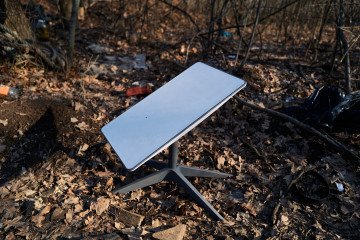 A Starlink device is pictured which connects the brigade to the internet as servicemen of the 155th Brigade of the Armed Forces of Ukraine operate on the frontline near Pokrovsk on February 9, 2025. (Source: Getty Images) A Starlink device is pictured which connects the brigade to the internet as servicemen of the 155th Brigade of the Armed Forces of Ukraine operate on the frontline near Pokrovsk on February 9, 2025. (Source: Getty Images)