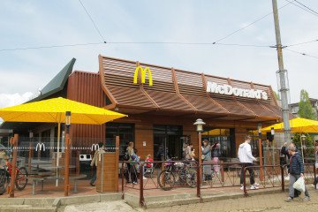 One of the five McDonald's restaurant operates upon reopening in Dnipro, central Ukraine in April 2023. (Source: Getty Images)