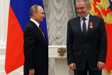 Italy Cancels Putin-Linked Conductor’s Concert After Public Outrage