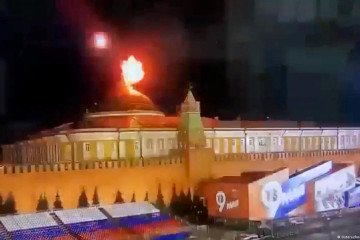 A Ukrainian drone strikes the roof of the Senate building inside the Kremlin in Moscow on May 3, 2023. (Source: Open Ukraine)