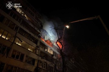 Aftermath of a Russian airstrike on Kyiv on November 25, 2025. (Source: SES)